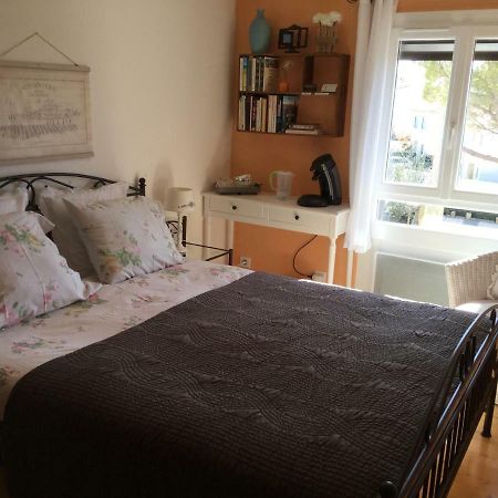 Les Secrets Du Mistral Bed and Breakfast Valensole Exteriör bild